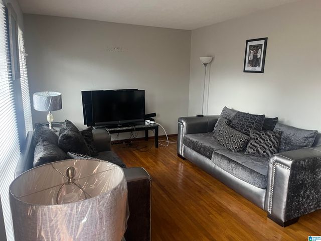 1426 EDGEFIELD LANE, Hueytown, AL 35023