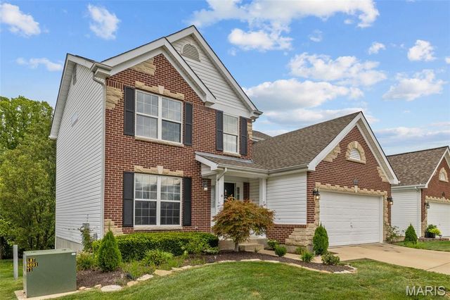 627 W Falls Court, O'fallon, MO 63368