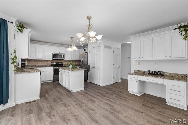 627 W Falls Court, O'fallon, MO 63368