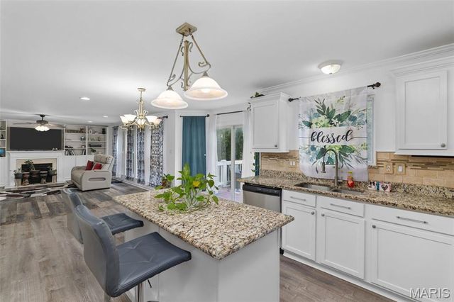 627 W Falls Court, O'fallon, MO 63368