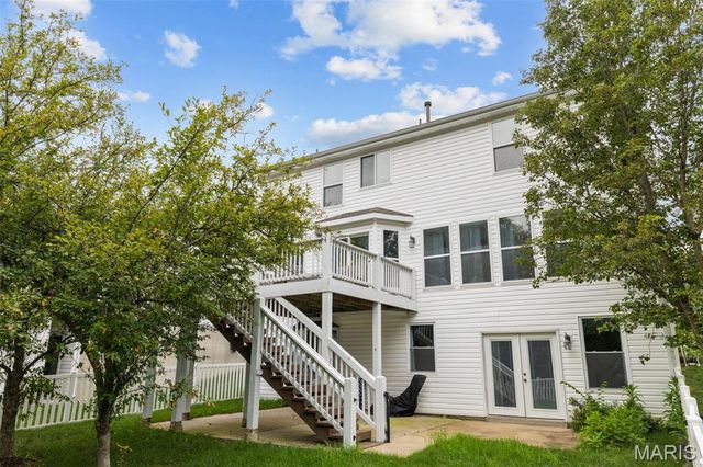 627 W Falls Court, O'fallon, MO 63368