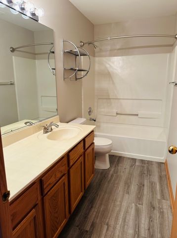 709 Blossom Court 709, Naperville, IL 60540