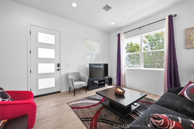 4462 S Forsyth Paseo, Ontario, CA 91762