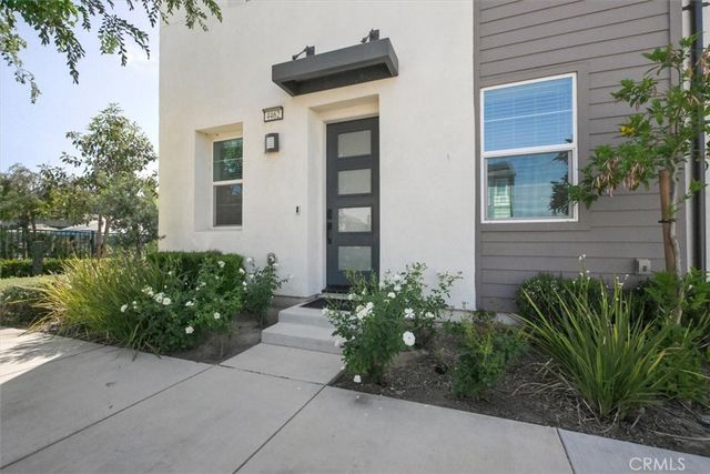 4462 S Forsyth Paseo, Ontario, CA 91762