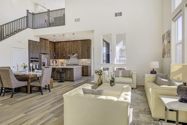 45249 Electric Ter 402, Fremont, CA 94539