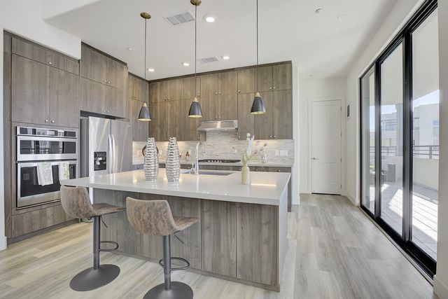 45249 Electric Ter 402, Fremont, CA 94539