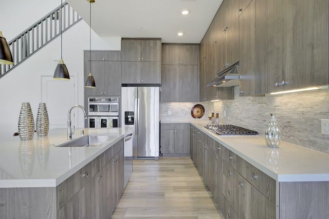 45249 Electric Ter 402, Fremont, CA 94539