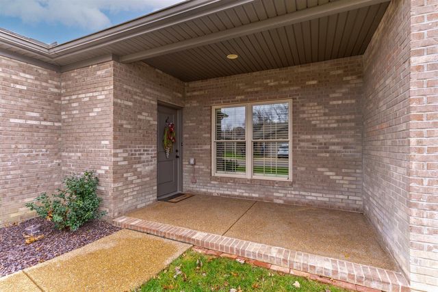 8347 Nolia Lane, Newburgh, IN 47630