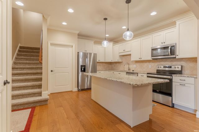 8347 Nolia Lane, Newburgh, IN 47630