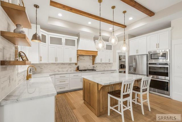 5561 Jolyn Way, Idaho Falls, ID 83404