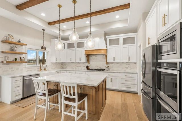 5561 Jolyn Way, Idaho Falls, ID 83404