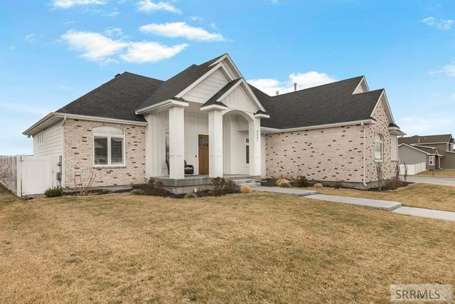 5561 Jolyn Way, Idaho Falls, ID 83404