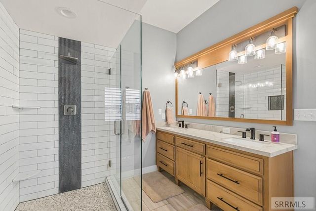 5561 Jolyn Way, Idaho Falls, ID 83404