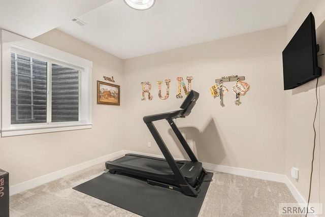 5561 Jolyn Way, Idaho Falls, ID 83404