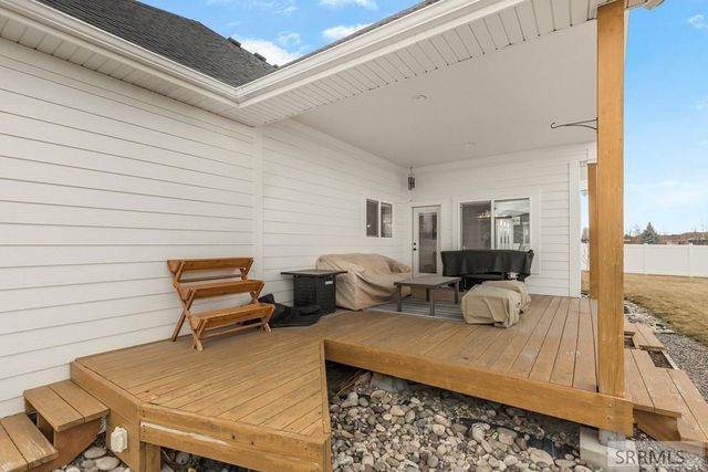 5561 Jolyn Way, Idaho Falls, ID 83404