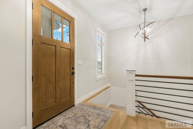 5561 Jolyn Way, Idaho Falls, ID 83404