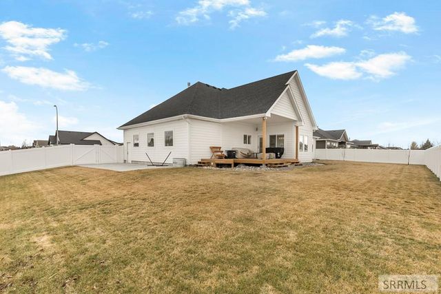 5561 Jolyn Way, Idaho Falls, ID 83404