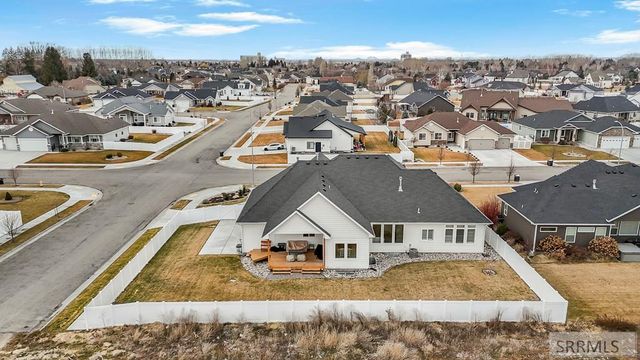 5561 Jolyn Way, Idaho Falls, ID 83404