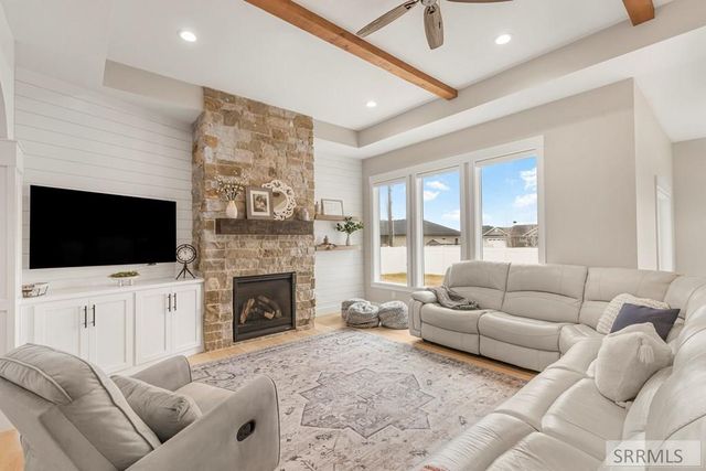 5561 Jolyn Way, Idaho Falls, ID 83404