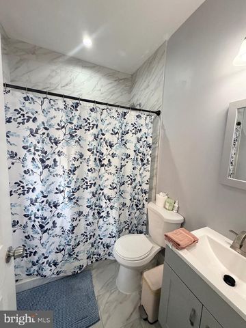 521 E MOORE ST, Norristown, PA 19401