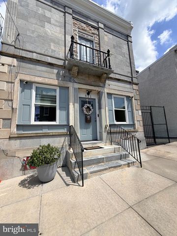 521 E MOORE ST, Norristown, PA 19401