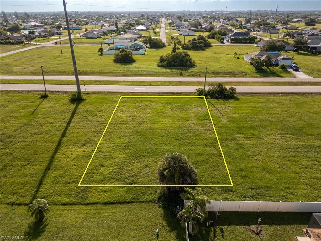 828 El Dorado BLVD N, CAPE CORAL, FL 33993 — exterior