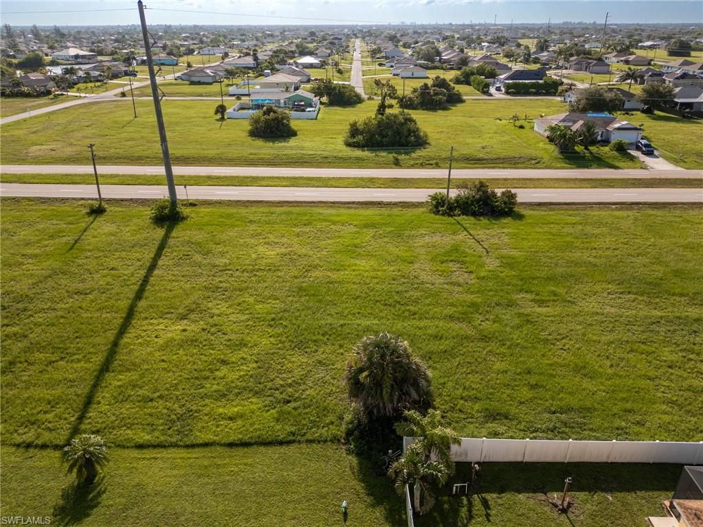 828 El Dorado BLVD N, CAPE CORAL, FL 33993 — photo 3