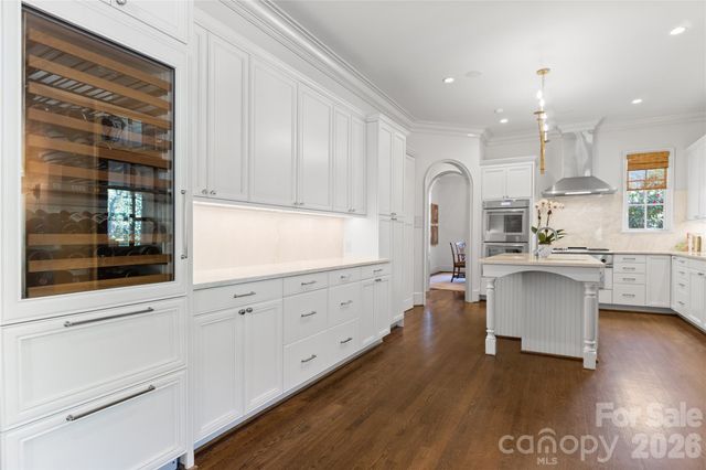 2837 Forest Drive, Charlotte, NC 28211