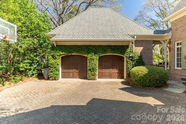 2837 Forest Drive, Charlotte, NC 28211