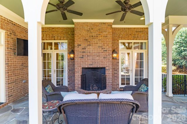 2837 Forest Drive, Charlotte, NC 28211