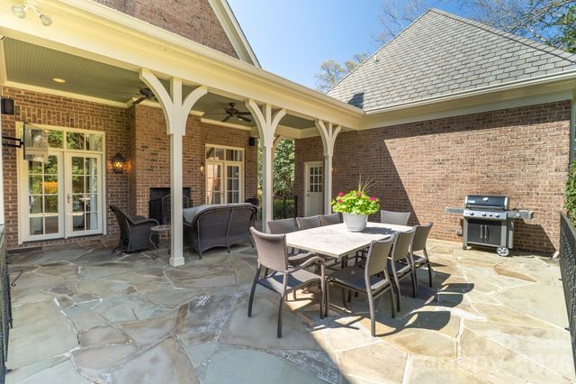 2837 Forest Drive, Charlotte, NC 28211