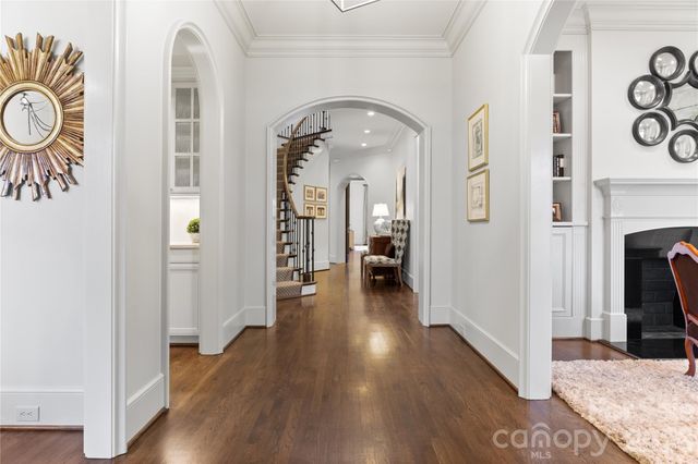 2837 Forest Drive, Charlotte, NC 28211