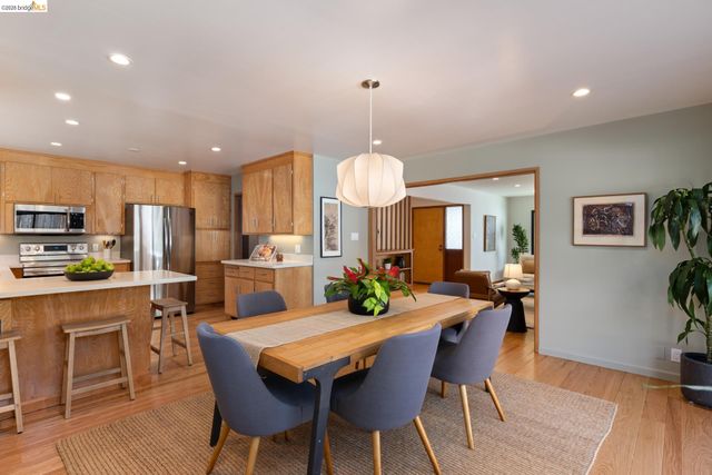 6735 Kenilworth Ave, El Cerrito, CA 94530