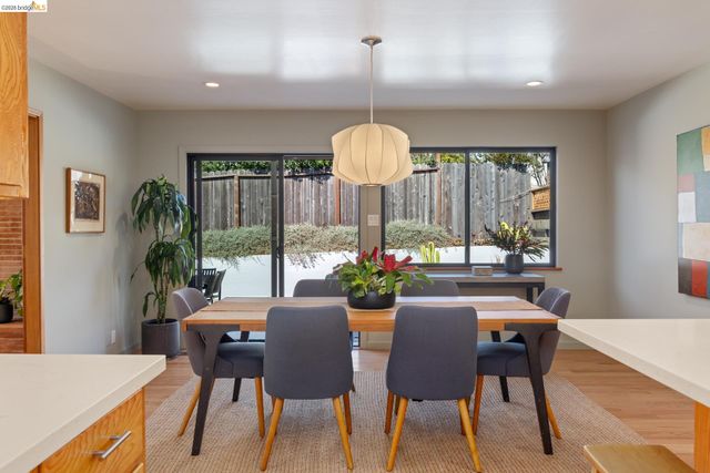 6735 Kenilworth Ave, El Cerrito, CA 94530