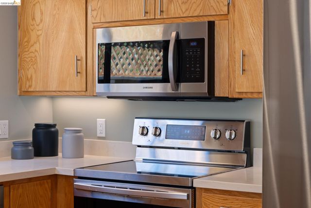 6735 Kenilworth Ave, El Cerrito, CA 94530