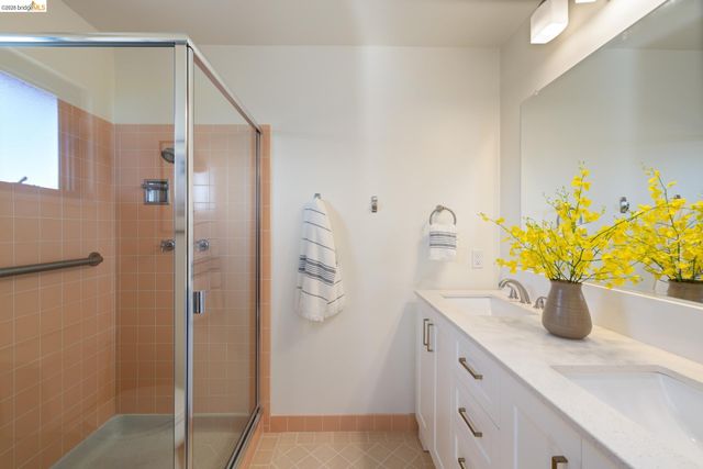 6735 Kenilworth Ave, El Cerrito, CA 94530