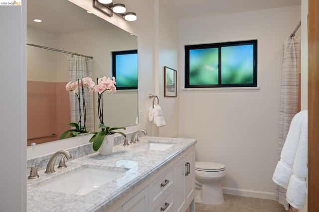 6735 Kenilworth Ave, El Cerrito, CA 94530