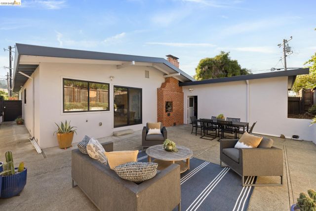 6735 Kenilworth Ave, El Cerrito, CA 94530