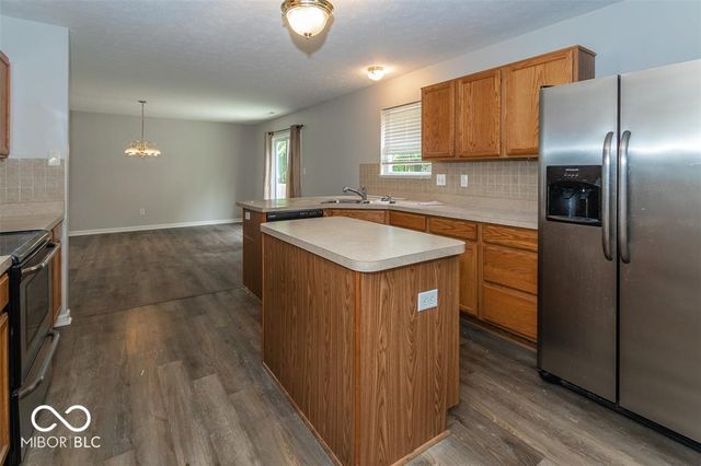 10686 Trailwood Drive, Fishers, IN 46038