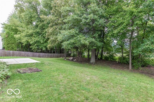 10686 Trailwood Drive, Fishers, IN 46038