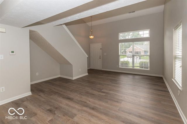 10686 Trailwood Drive, Fishers, IN 46038
