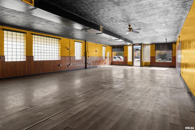 1716 & 1720 STATE Street, Bettendorf, IA 52722