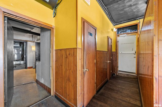 1716 & 1720 STATE Street, Bettendorf, IA 52722