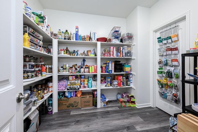 20196 207th Street, Tonganoxie, KS 66086