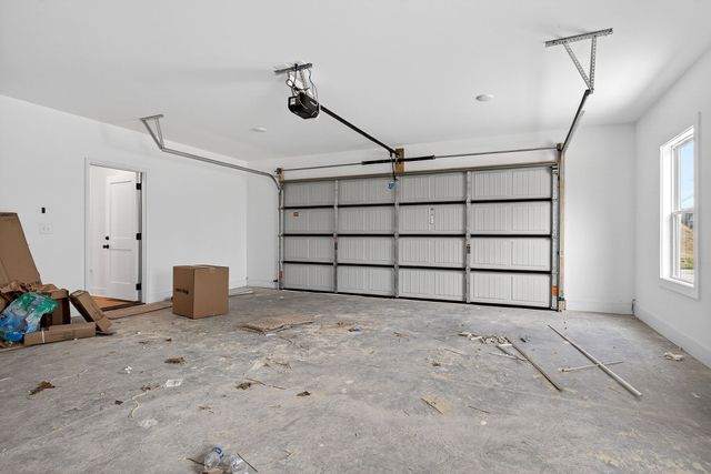 133 Cripps Ln, Smithville, TN 37166