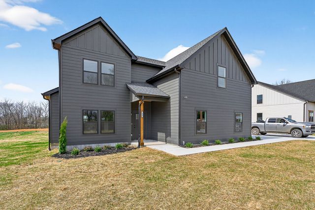 133 Cripps Ln, Smithville, TN 37166