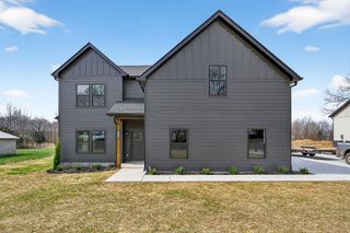 133 Cripps Ln, Smithville, TN 37166