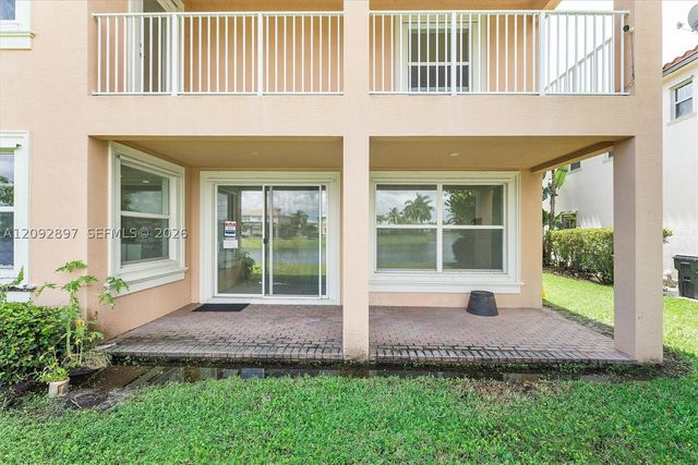 9640 Phipps Ln, Wellington, FL 33414