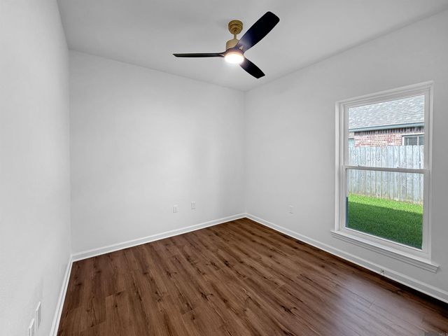 40330 Coldwater Landing Ave, Gonzales, LA 70737