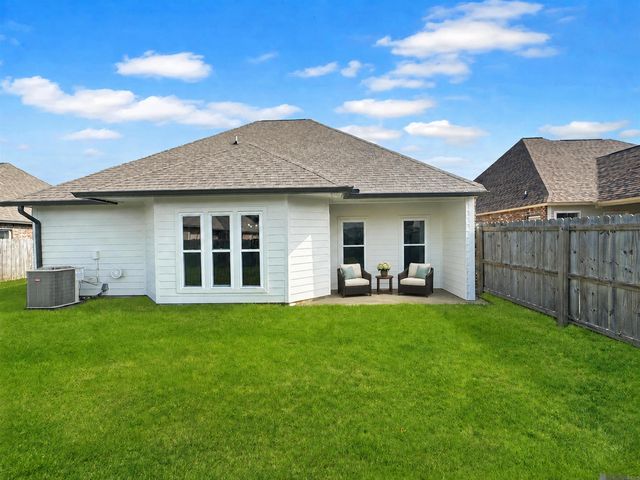 40330 Coldwater Landing Ave, Gonzales, LA 70737